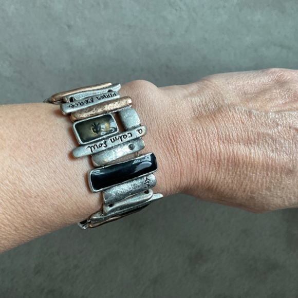 💥Stretch inspirational bracelet💥3 for $12💥 - Picture 4 of 5